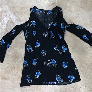 Blue and black floral Kendall & Kylie dress